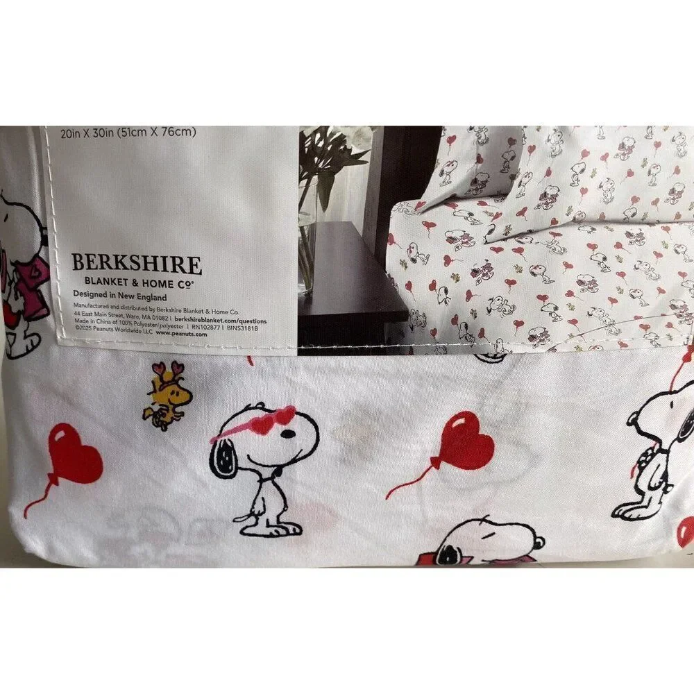 Peanuts Snoopy Woodstock Heart Balloon Valentines QUEEN Size‎ Sheet Set Soft NEW